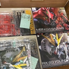 RG MSN-04 サザビー & RX-93 νガンダム　セットの画像