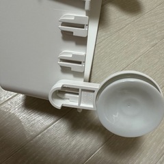 【コーナーラック　吸盤付】の画像