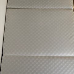 マットレスの画像