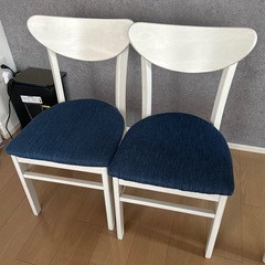 ふたり用ダイニングテーブルセットの画像