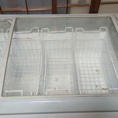 JCM/ジェーシーエム★ノンフロン ラウンド型冷凍ショーケース 330L　2016年製の画像