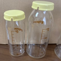 哺乳瓶　ピジョンPigeon ガラス　100ml  200mlの画像