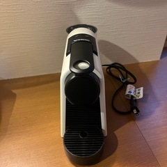 Nespresso コーヒーメーカー ホワイト
の画像