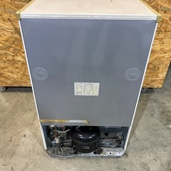 三菱電気冷蔵庫MR-786DW形の画像