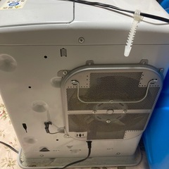 商談中【引取限定】灯油ストーブ、電動ポンプ、18L缶の画像