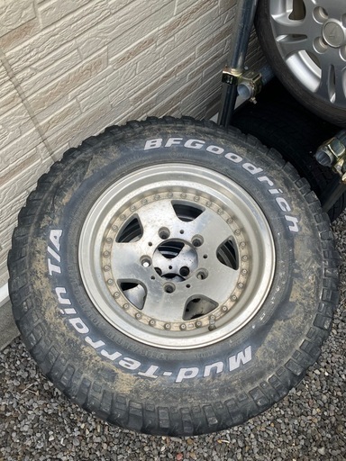 苫小牧発　ジムニー　グッドリッジ　235/75R15　4本セット　ホイール付き！