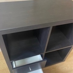 棚と椅子 セット 収納 インテリア チェアーの画像