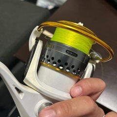 釣具　
8000番リール　6000番りーリールの画像