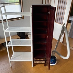 IKEA 棚　掃除機　セットの画像