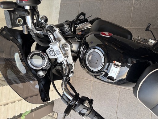 【ほぼ新車】カスタム済み　モンキー125 距離160キロ