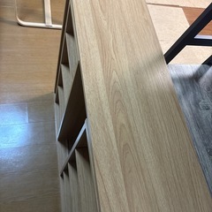 「引き取り商品」本棚の画像