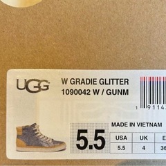 アグUGGスニーカーの画像