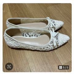 美品　ホワイトレースポインテッドトゥパンプスの画像