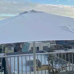 Garden furniture - large sun umbrellaの画像