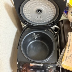 炊飯器の画像