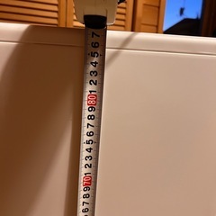 白い縦長3段ボックスの画像