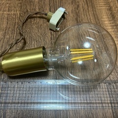 電球ライトの画像