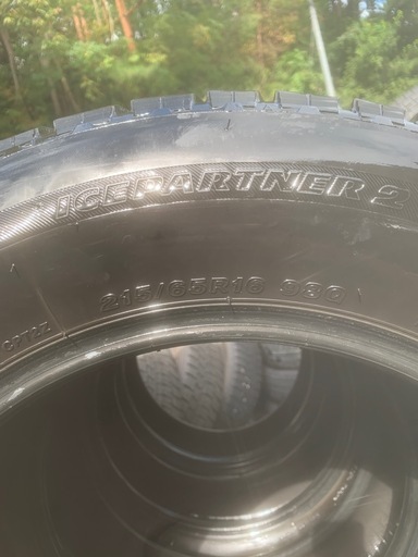スタッドレスタイヤ　215/65Ｒ16 格安