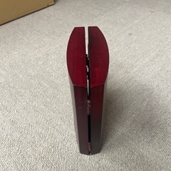 FORMA ダークレッド 二つ折りフォトフレームの画像