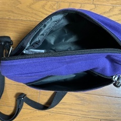 【未使用】CHUMSショルダーバッグの画像