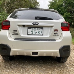  人気のパール！ 機関良好 綺麗なスバルXV 検8/6ハイブリッド 2.0i-L アイサトVer2 4WD フルセグナビBTオーディオBカメラ スマートキPWシート 　の画像