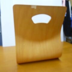 木製 座椅子の画像
