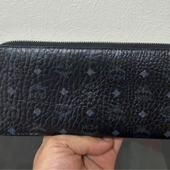 MCMエムシーエムMXL8SVI92ヴィセトスロングウォレット長財布の画像