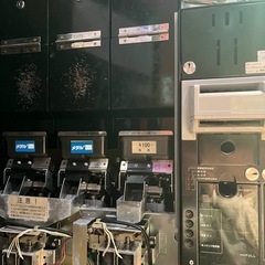 両替機（コイン付き）の画像