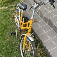 黄色　ANA 自転車の画像