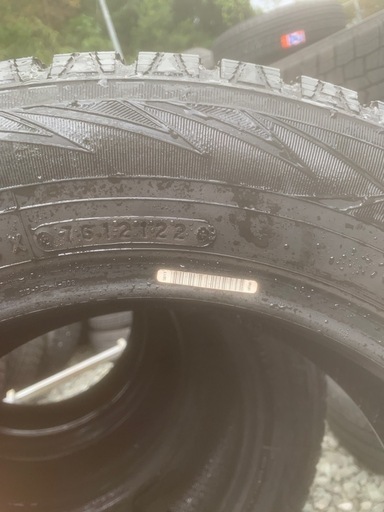 スタッドレスタイヤ　185/65Ｒ15 格安