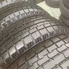 スタッドレスタイヤ　185/65Ｒ15 格安
の画像