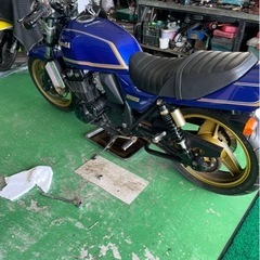 ZRX400の画像
