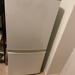 無料〜】シャープ 冷蔵庫 137L（2017年製）一人暮らし向けの画像