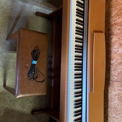 【配達あり】YAMAHA電子ピアノ　2005年製の画像