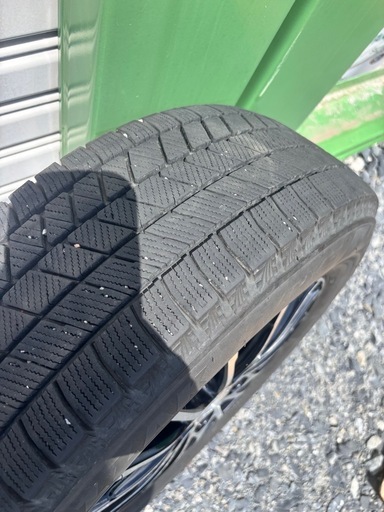 ブリヂストン　スタッドレス　　195/65R15
