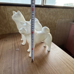 秋田犬の置物　4点
の画像