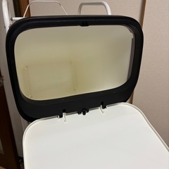 分別ゴミ箱の画像