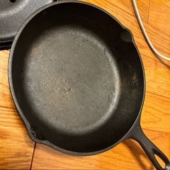 ロッジ　スキレット　蓋付きの画像