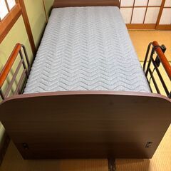2024年10月購入美品 電動ベッド 3モーター 介護ベッド ポケットコイルマットレスの画像
