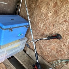 充電式 草刈機の画像