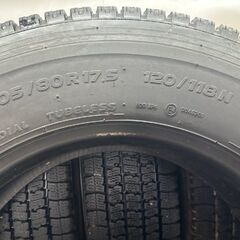 TOYO DELVEX M935 205/80R17.5 120/118N LT 17.5インチ ライトトラック用 スタッドレス 4本 20年製 バリ溝 ローザ シビリアン等　(STT026)の画像