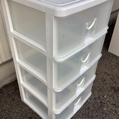四段 プラスチック　キャビネット　家具　収納　タンス　の画像