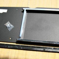 ニトリ　ワークデスク　トリシア 120　PCデスク　幅120㎝　作業台　学習机　パソコンデスク　事務机　オフィスデスク　NITORI 13ZSの画像