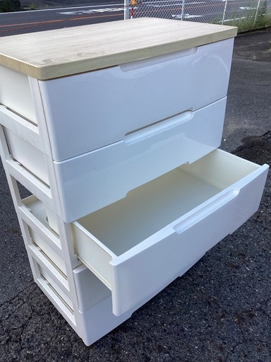 お取り引き決まりました。 5段チェスト（プラスチック製）　家具　収納　引き出し　