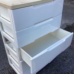 5段チェスト（プラスチック製）　家具　収納　引き出し　の画像