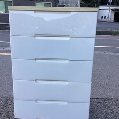 5段チェスト（プラスチック製）　家具　収納　引き出し　の画像