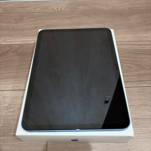 iPad 第10世代 ブルー 64
GB  