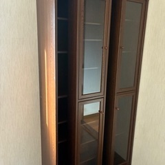 スライド式本棚の画像