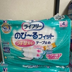 【未開封】介護用　オムツ　パッド　6袋まとめ売りの画像