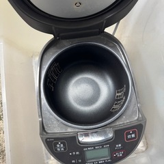 炊飯器の画像